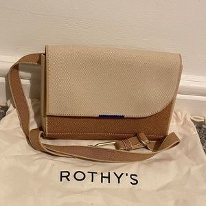 Rothys The Belt Bag in Biscotti